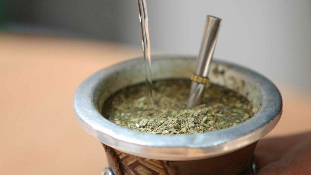 El mate le gana al coronavirus: la venta de yerba tuvo el mejor abril en 10 años