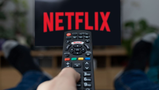 La serie de solo ocho capítulo de Netflix que es furor