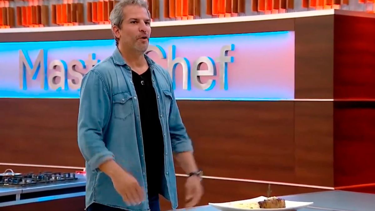 Patricio Giménez debutó en la versión uruguaya de MasterChef Celebrity.