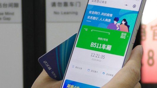 China: el pasaporte digital de la salud domina vida pública tras el virus