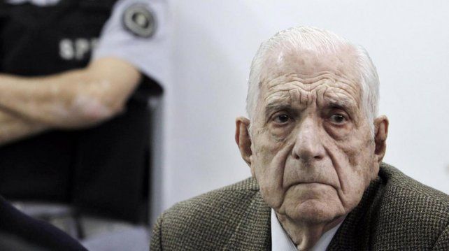 A los 90 años murió Reynaldo Bignone, el último dictador de la Junta Militar