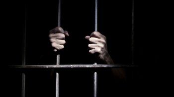 Presos: un juez de Ejecución Penal denuncia que se demoran artificialmente las salidas de los detenidos