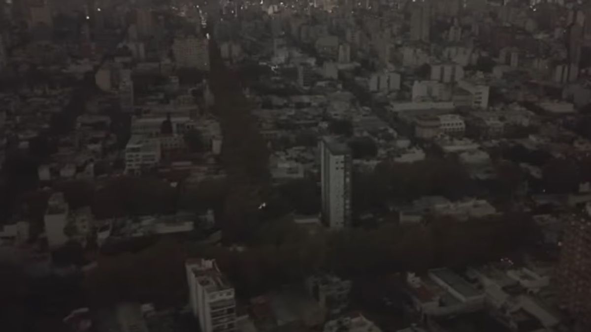 Apagón en Buenos Aires: se incendió una subestación de Edesur y hubo cortes en varios barrios. (Foto: NA)