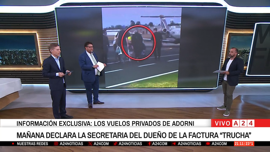 El piloto del vuelo de Adorni a Punta del Este aportó chats y audios que complican al jefe de Gabinete