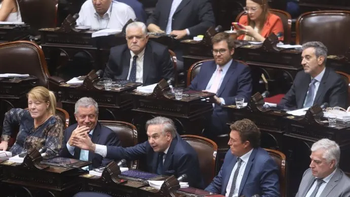 El bloque de Pichetto no acompañará las privatizaciones de Aerolíneas, Correo y medios públicos. (Foto: archivo) El bloque de Pichetto no acompañará las privatizaciones de Aerolíneas, Correo y medios públicos. (Foto: archivo)