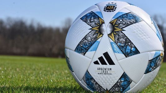 Fue campeón del mundo con la Selección Argentina, vende biromes y busca trabajo: No me alcanza