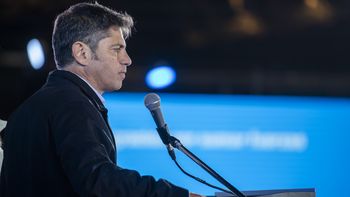 Kicillof cree que se profundizará la crisis económica y reúne intendentes propios para definir cómo seguir