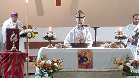 En la celebración de San Cayetano, Poli apuntó contra los niveles de indigencia: Avergüenzan y humillan