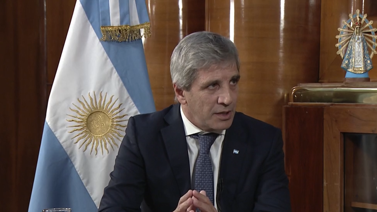El ministro de Economía defendió la reforma de la Carta Orgánica del Banco Central y aseguró que se trata de un cambio refundacional para la economía argentina. (Foto: captura de pantalla)