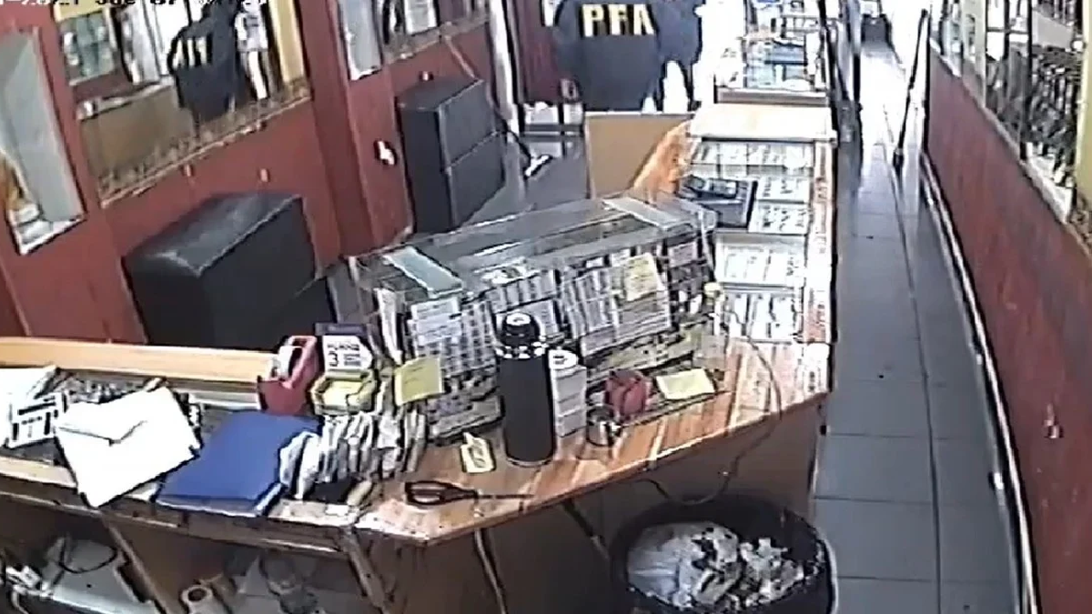 Se hicieron pasar por policías federales