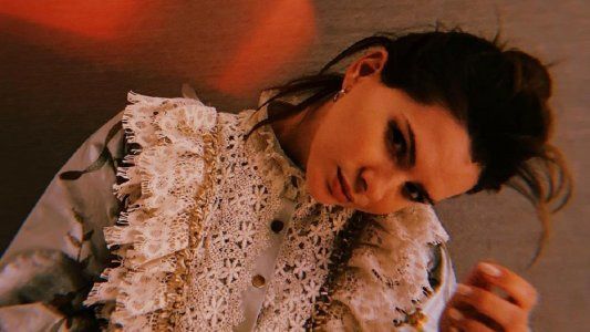 El particular método que implementa La China Suárez para amamantar a Amancio y entrenar