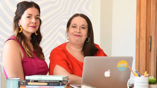 Dos hermanas empezaron su proyecto con 0 pesos y ya empoderan a miles de emprendedoras en Latinoamérica