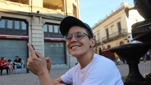 Una Facultad de Periodismo otorgará el primer título no binarie: Profesore en Comunicación Social