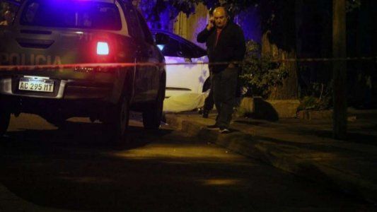 Asesinó a su esposa tras rociarla con nafta y prenderla fuego