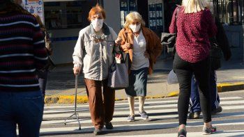 Quirós adelantó cuándo comenzará la inscripción para la vacunación de los adultos mayores en la Ciudad