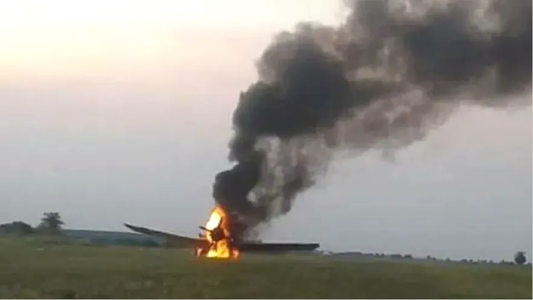 Un avión hidrante se prendió fuego mientras combatía los incendios en Corrientes