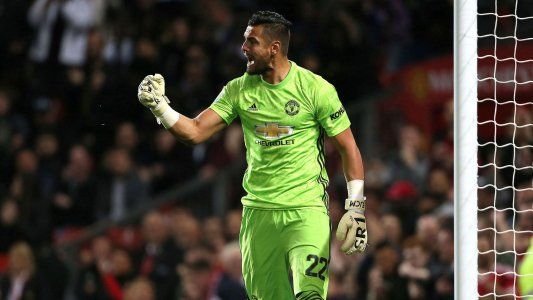 Por la lesión de David De Gea, Sergio Romero será titular en Manchester United al menos los próximos dos meses