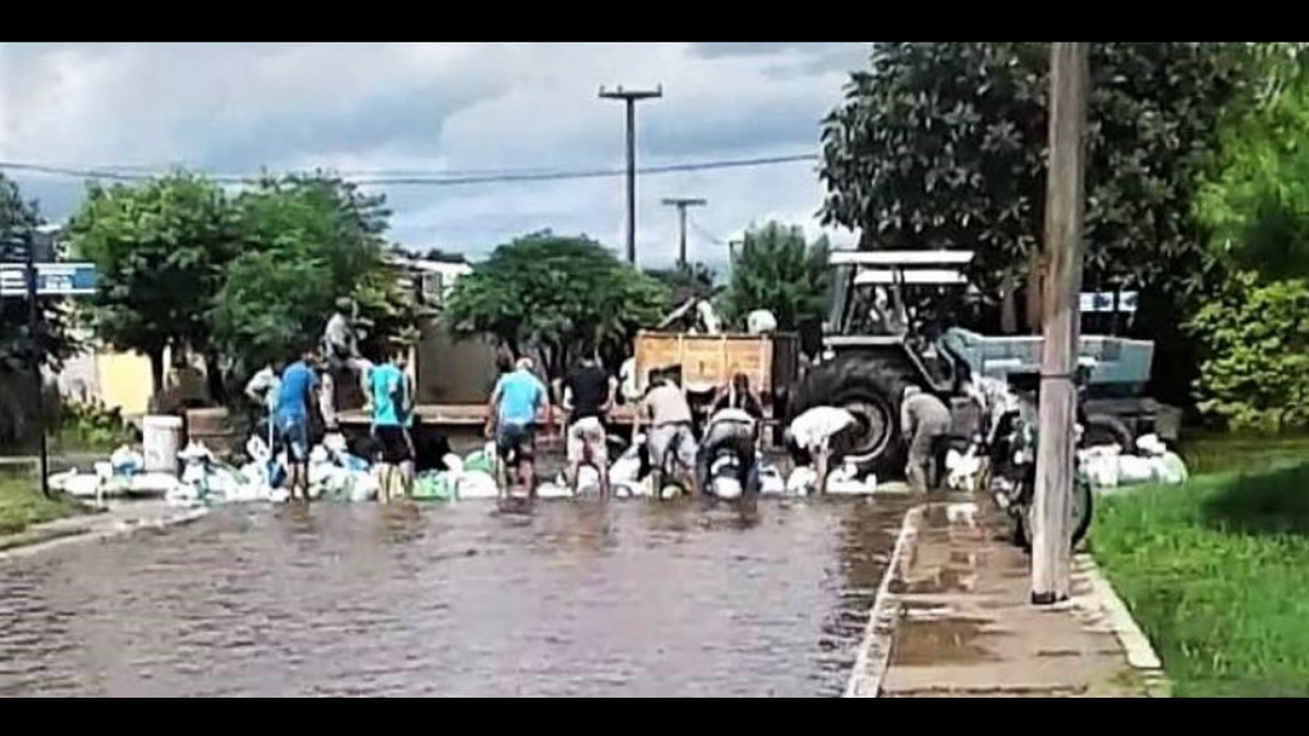 En medio de las inundaciones denuncian que un intendente de Chaco