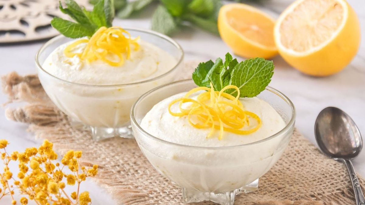 Solo 3 ingredientes y sin horno: el truco para que la mousse de limón quede increíble