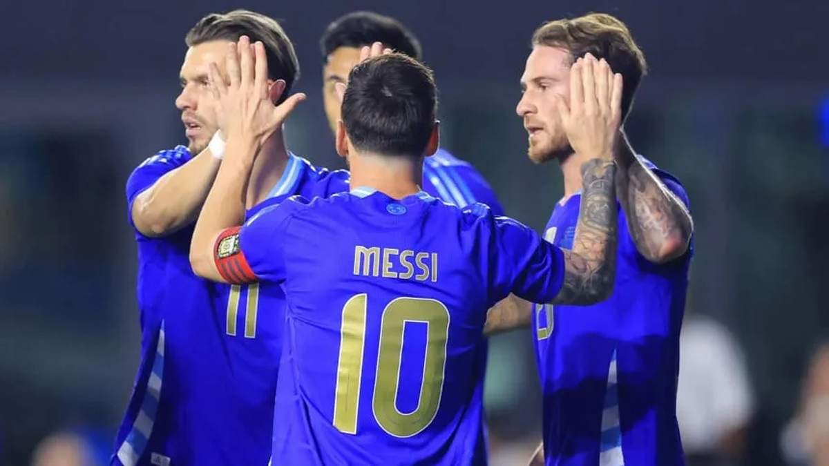 Argentina goleó 6 a 0 a Puerto Rico en la vuelta de Messi a la Selección