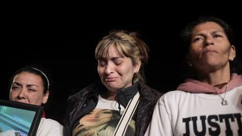 La trama secreta del triple crimen que reveló la mamá de Morena, quebrada. 