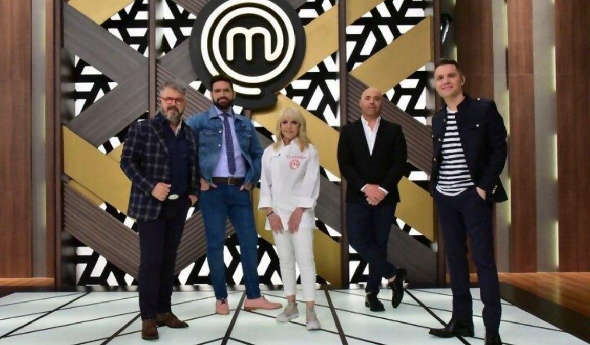 Alejandro Fantino cuestionó la falta de distancia social en MasterChef Celebrity.