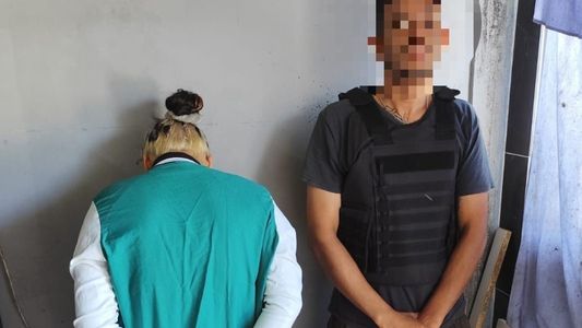 Detuvieron a la adolescente de 16 acusada de matar a su novio: el error del padre que la hizo caer