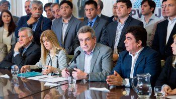 Faurie le respondió al FpV tras la denuncia de intento de golpe de Estado en Venezuela: No hay que ponerse una venda en los ojos