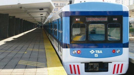 Tren Sarmiento: mañana habrá paro de 24 horas por la muerte de un trabajador que cayó de un techo
