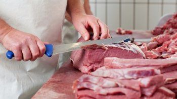 El asado se ofrecerá a un precio menor que el vigente en el acuerdo anterior. El asado se ofrecerá a un precio menor que el vigente en el acuerdo anterior.