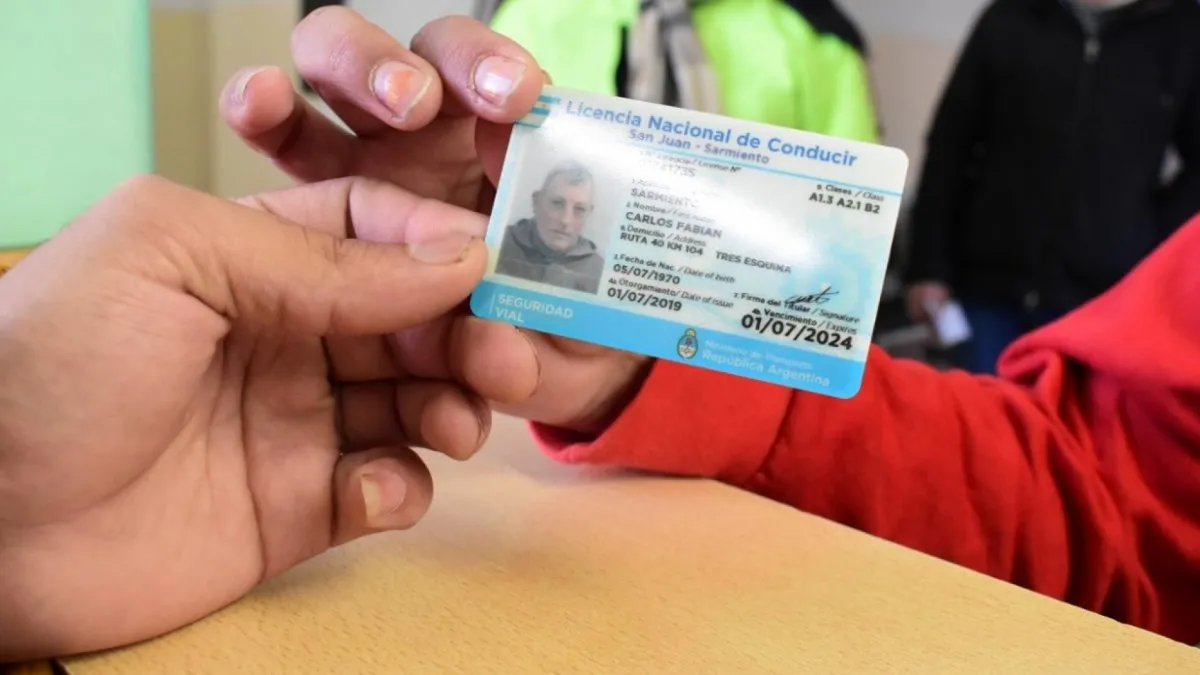 Licencia de conducir a los 65 años: por qué te pueden sacar el carnet Licencia de conducir a los 65 años: por qué te pueden sacar el carnet