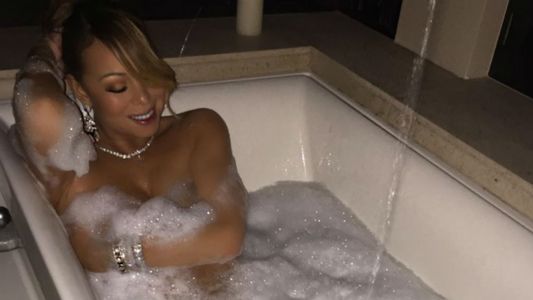 ¡Pura espuma! Mariah Carey, desnuda en la bañera