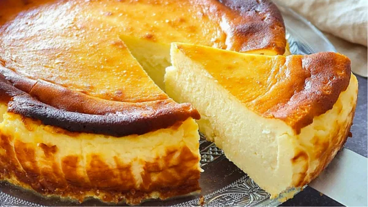 Torta vasca de queso: cómo prepararla en simples pasos y que sea irresistible