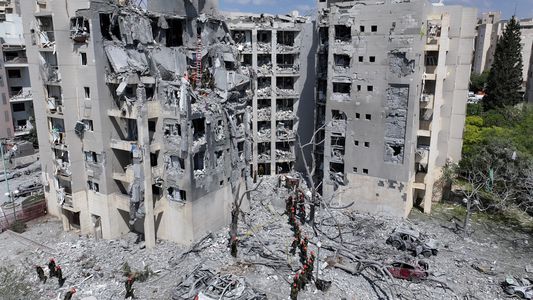 El Gobierno de Javier Milei repatriará a 400 argentinos varados en Israel