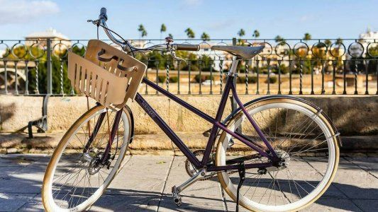 Hicieron una bicicleta con 300 cápsulas de café recicladas