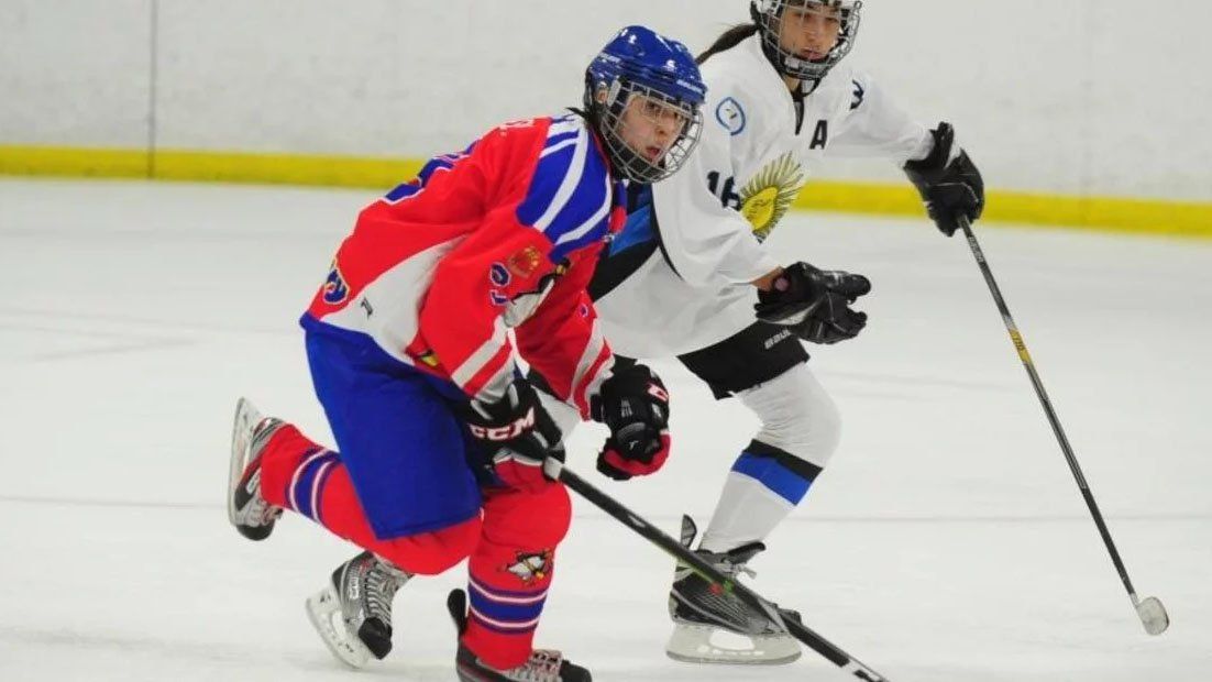 Un equipo de hockey sobre hielo argentino se negó a competir con otro de nombre Falklands: acuerdo, victoria y reclamo diplomático