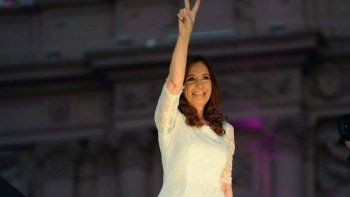 Ruta del dinero K: Casanello ordenó cruzar llamadas de los asistentes de Cristina Kirchner con Báez