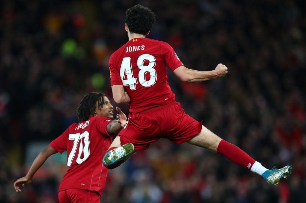 El Liverpool gana siempre: con suplentes eliminó al Everton de la FA Cup