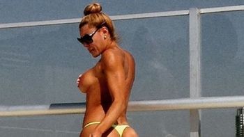 Infartante: el osado topless veraniego de Pamela Pombo