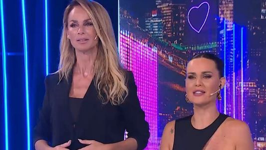 El accidente hot de Sabrina Rojas en pleno vivo mientras jugaba a seducir a Natalie Weber: Se me trepó...