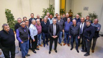 El Gobierno aclara que no impondrá el aumento de sueldos por decreto: buscan acuerdo entre gremios y empresarios