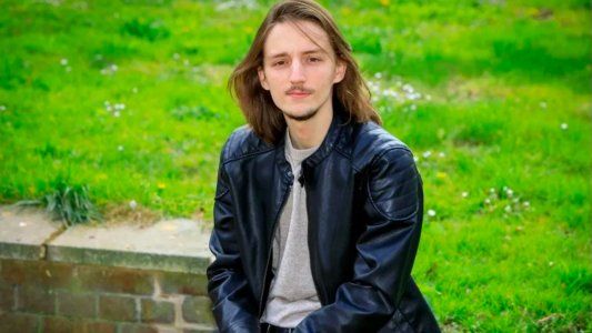 Héroe argentino en Londres: un chef de 21 años le salvó la vida a una mujer que cayó al río Támesis