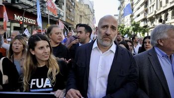La UBA respondió al Gobierno por los incidentes en la marcha universitaria y exigió que cumpla con la ley de financiamiento
