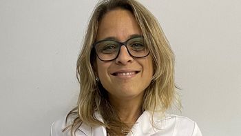 Una reconocida infectóloga alertó sobre el clima de falsa post pandemia y pidió aplicar el pase sanitario en más actividades