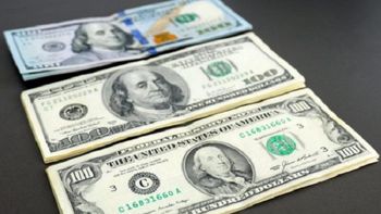 El dólar blue marcó un nuevo récord y superó los $420