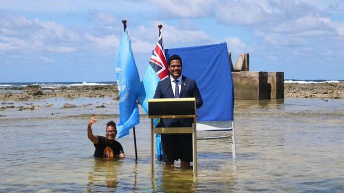 El impactante video del ministro de Tuvalu, el país que podría desaparecer por el cambio climático