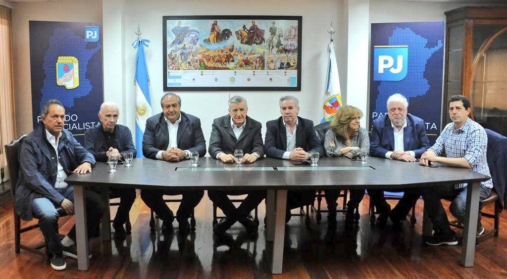 Sin misterios: el PJ “kirchnerizado” recibe con los brazos abiertos a Hugo Moyano y Felipe Solá