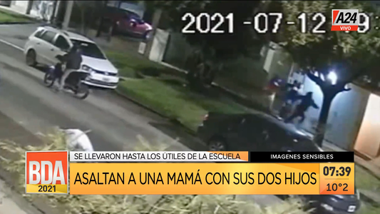 La Plata: motochorros robaron hasta los útiles escolares