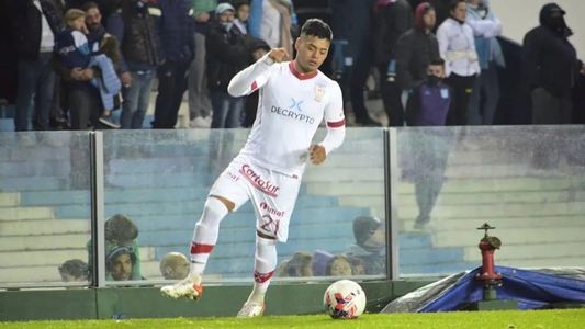 Detuvieron a un jugador de Huracán que quiso asaltar a un chofer de Uber con un cuchillo