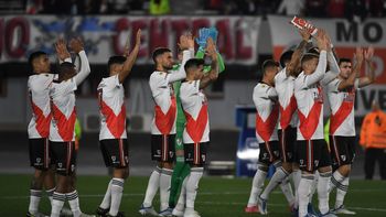 River se prepara para pelear el torneo local. River se prepara para pelear el torneo local.